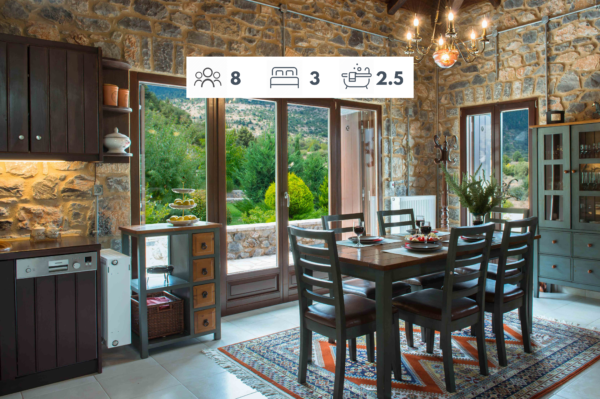 VILLA MAINALIS